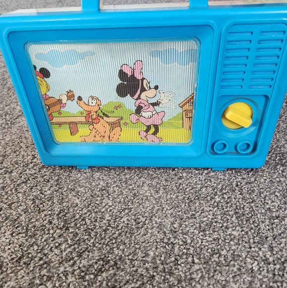 Vintage Mickey wind up Television - Picture 4 of 4